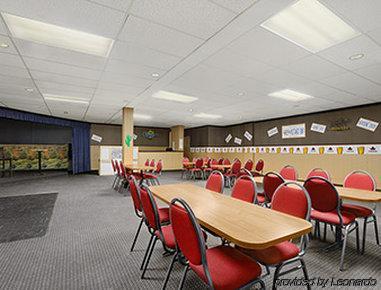 The Brunswick Hotel Complex Parry Sound Exterior photo